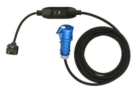 Hot tub extension lead, 13A plug to 16A IEC60309 commando socket. RotoSpa replacement lead.